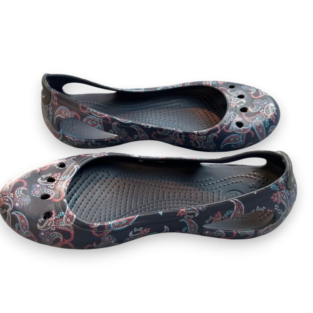 Crocs Kadee Paisley Flat Shoes Women Size 9 Navy Blue Multi Color Comfort Casual